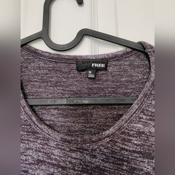 Aritzia, Wilfred Free, shirt, medium. - Picture 4 of 4